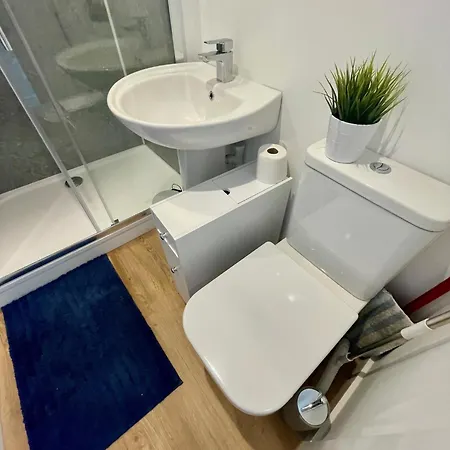 Redland Retreat, Cosy Garden For 2 Apartamento