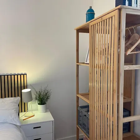 Redland Retreat, Cosy Garden For 2 Apartment *